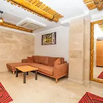 Pasha Palace מלון Sarigazi